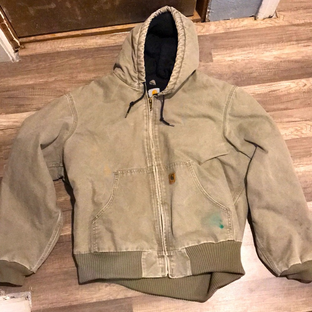 Men’s Carhartt coat!